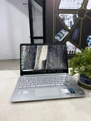 HP Laptop 14S