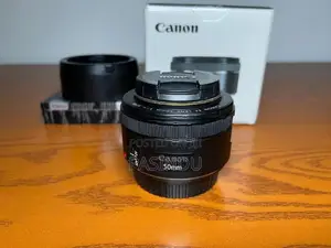 Canon 50mm F/1.8 Lens With Box