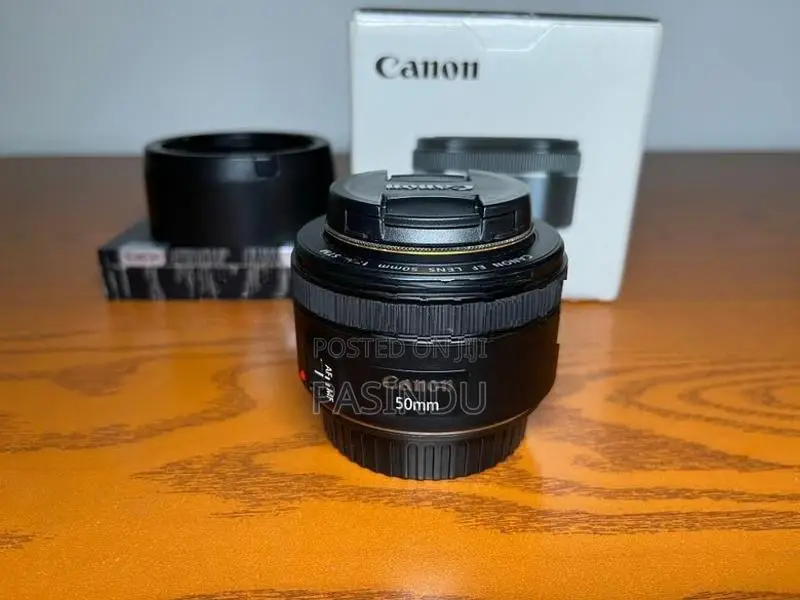 Canon 50mm F/1.8 Lens With Box