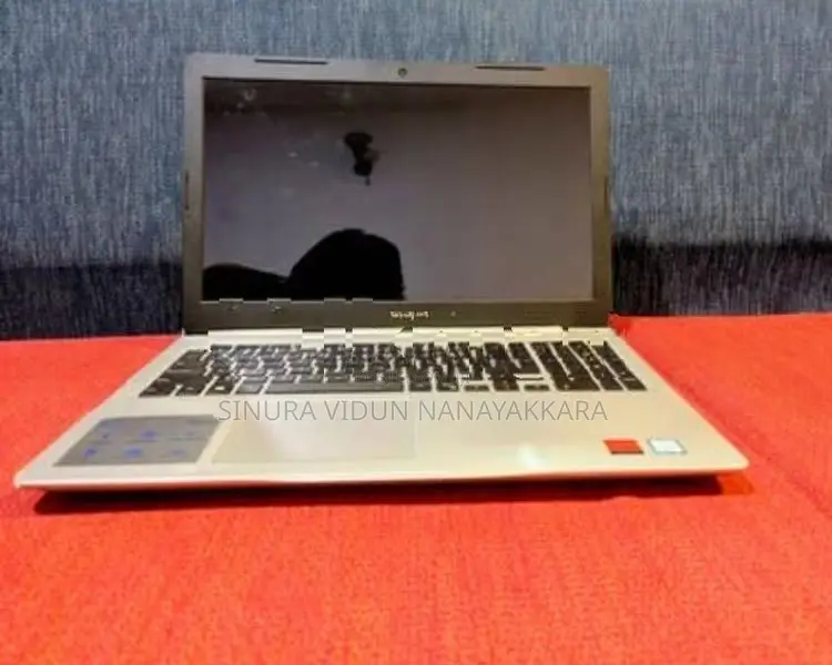 32GB/ i7 HP laptop