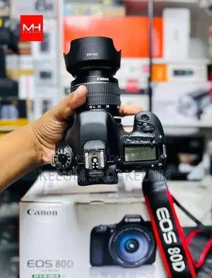 Canon EOS 80D 24.2Mp DSLR Camera Brand new Condition Full Set Box