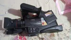 Panasonic H01Full HD Video Camara