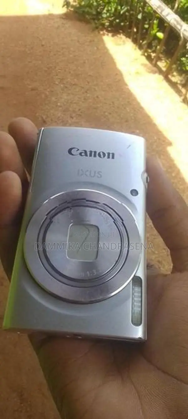 Canon SD Card එක නැත ෙ ගන්න කෙනෙක් වට්සැප් මැසේජ් එකක් දන්න