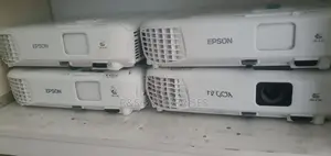 Epson EB-S05 Quality Projector