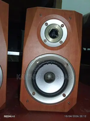 Sharp Speaker Set