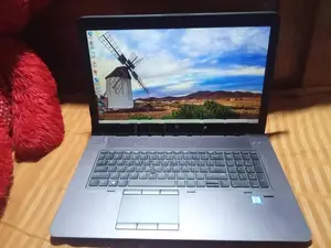 HP Core i7 Laptop
