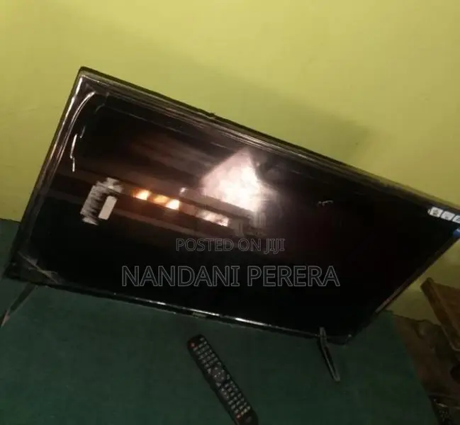 Haier Model: LE32K6000,black TV එකක් පහසු මිලට