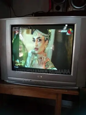 LG අගල් 21 ටීවී එක