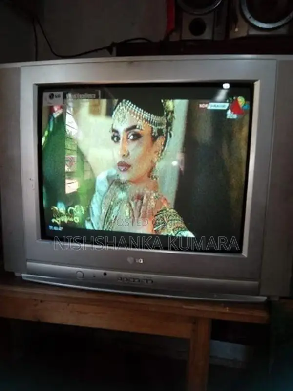 LG අගල් 21 ටීවී එක