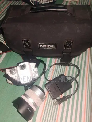 Canon EOS 100d
