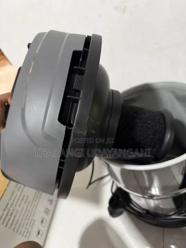 Abans Vacuum Cleaner