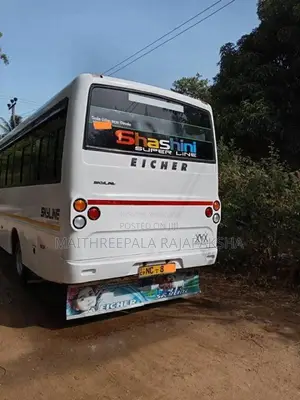 Eicher Skyline 2016 Bus (Used)