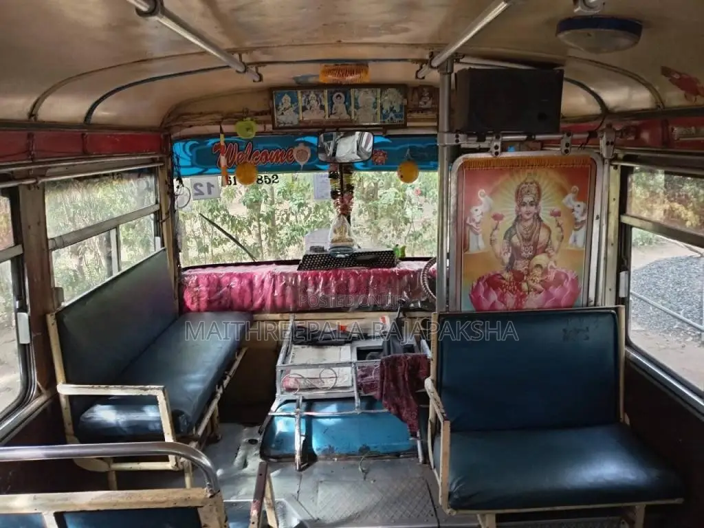 Tata 909 1992 Bus (Used)