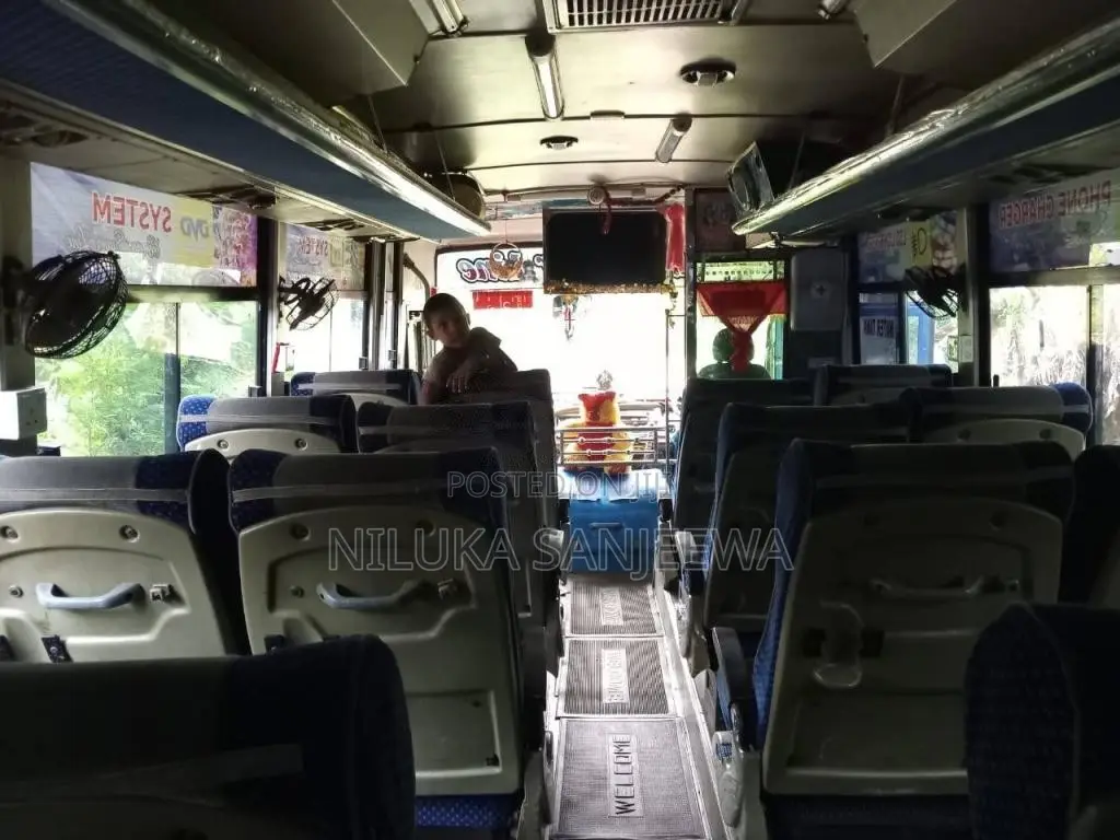 Tata Starbus 2011 Bus (Used)
