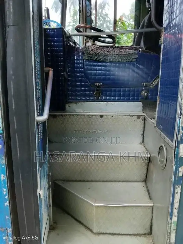 Ashok-Leyland Viking 2003 Bus (Used)