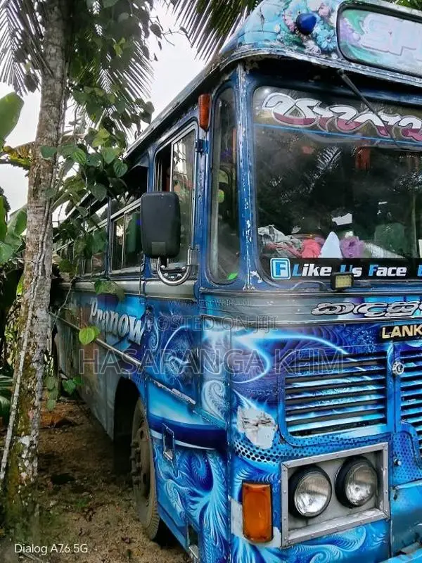 Ashok-Leyland Viking 2003 Bus (Used)