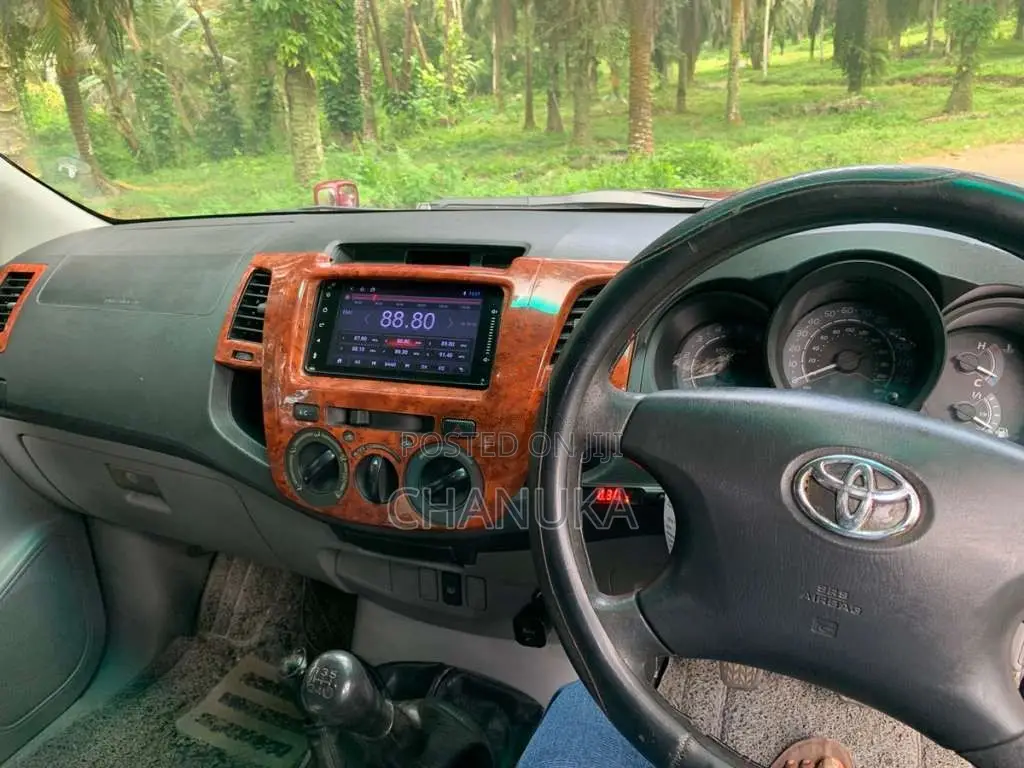 Toyota Hilux 2007 Pickup (Used)