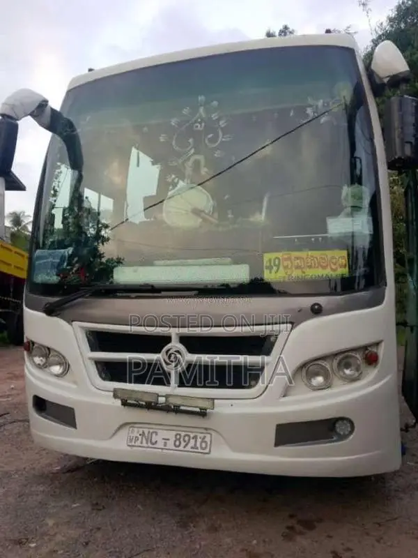 Ashok-Leyland 12 M 2015 Bus (Used)
