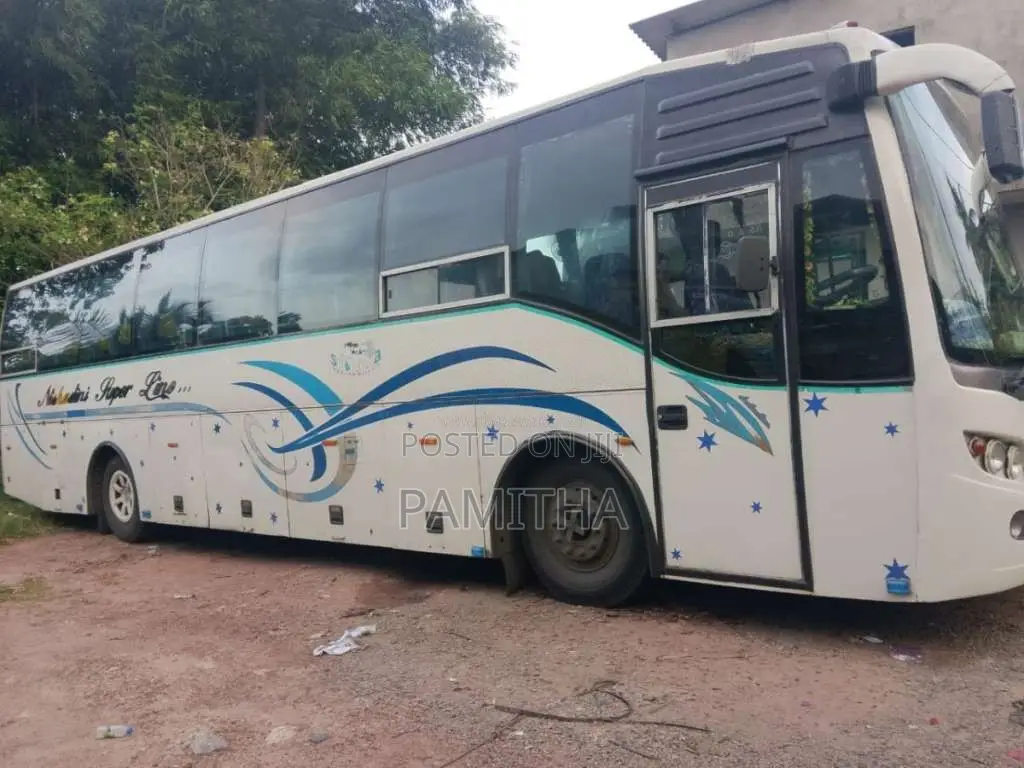 Ashok-Leyland 12 M 2015 Bus (Used)