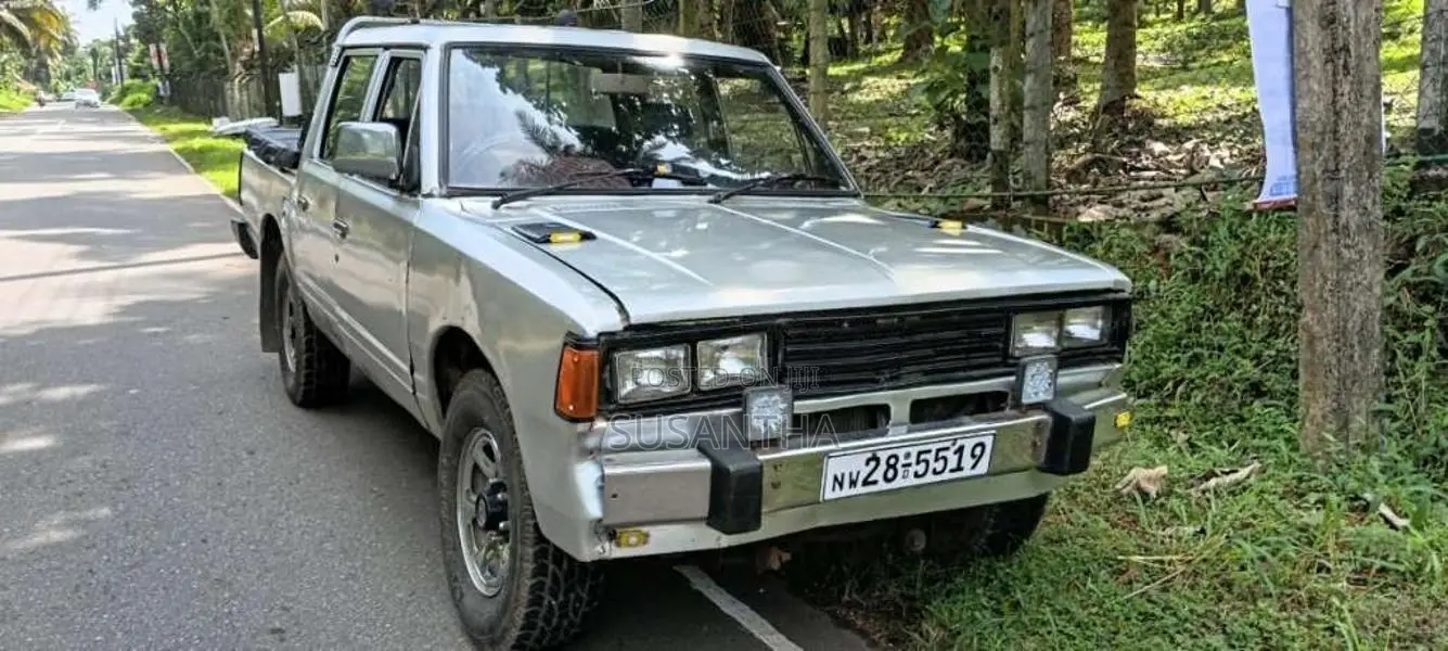 Nissan Double Cab 1984 Pickup (Used)