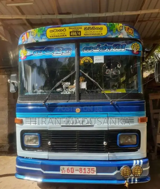 Tata 909 1990 Bus (Used)