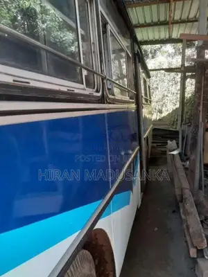Tata 909 1990 Bus (Used)