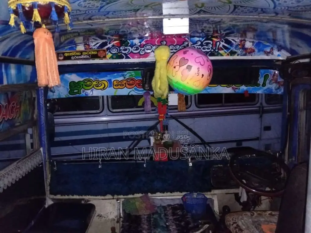 Tata 909 1990 Bus (Used)