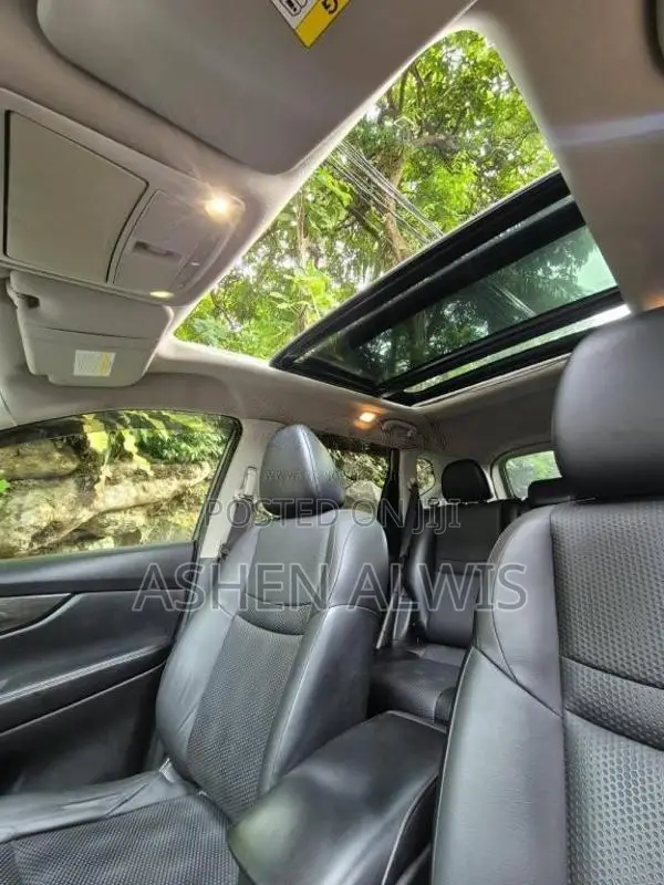 Nissan X-Trail 2016 SUV (Used)