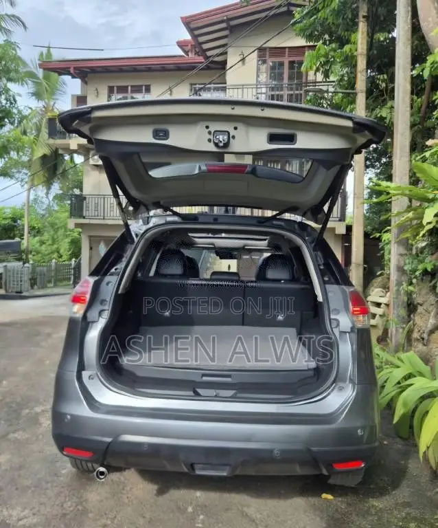 Nissan X-Trail 2016 SUV (Used)