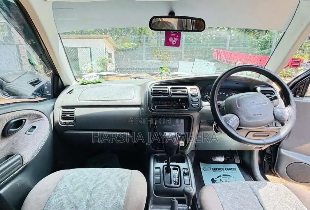 Suzuki Vitara 2000 SUV (Used)