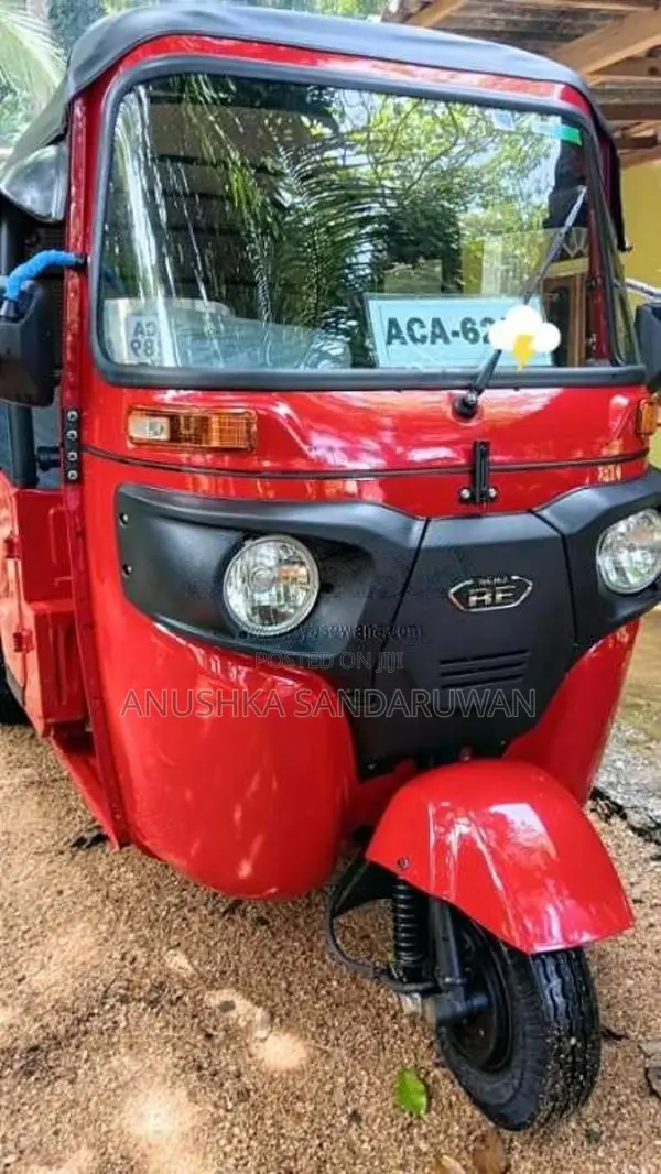 Bajaj RE 2026 Three Wheel (Used)
