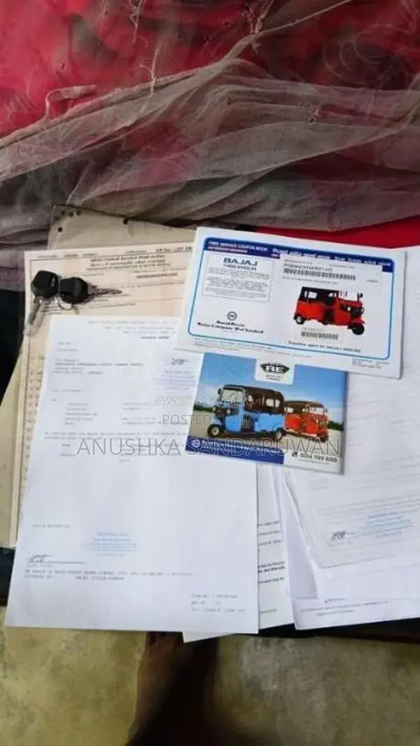 Bajaj RE 2026 Three Wheel (Used)