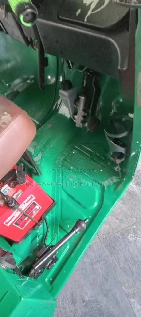 Bajaj 4 stroke 2015 Three Wheel (Used)