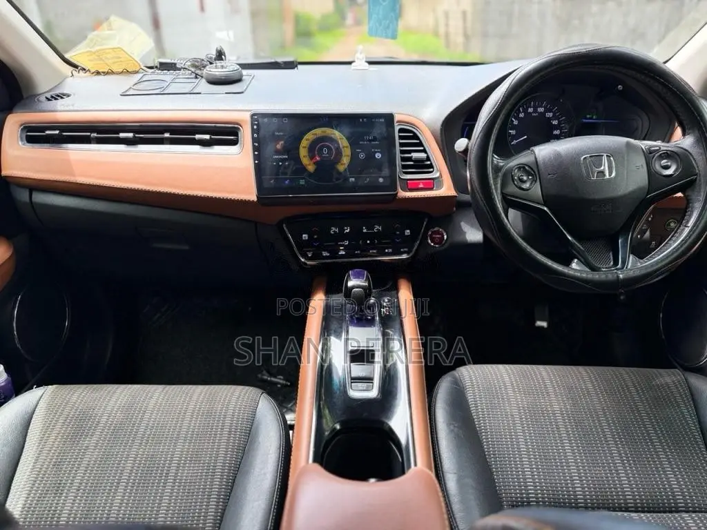 Honda Vezel 2014 SUV (Used)