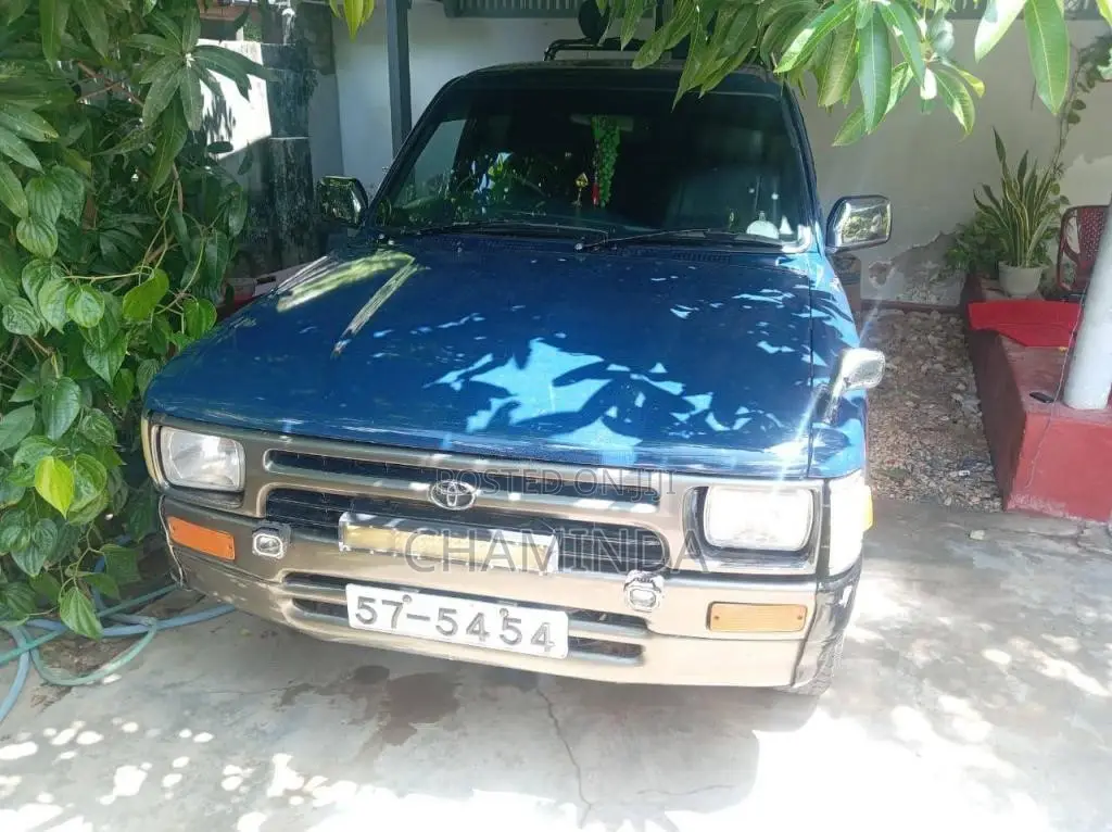 Toyota Hilux 1992 Pickup (Used)