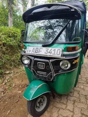 Bajaj 4 stroke 2015 Three Wheel (Used)