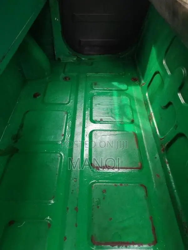 Bajaj 4 stroke 2015 Three Wheel (Used)