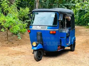 Bajaj 4 Stroke 2003 Three Wheel (Used)