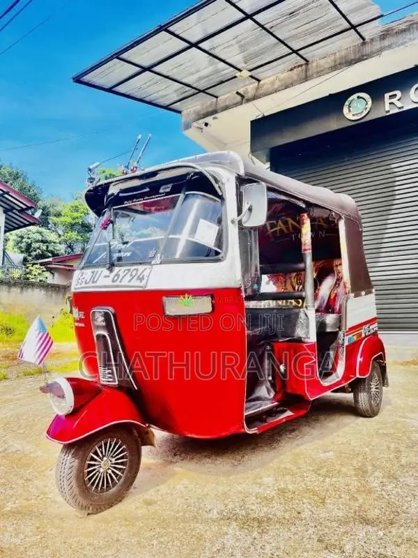 Bajaj 2 stroke 2005 Three Wheel (Used)