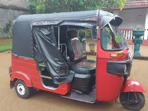 Bajaj RE 205 2015 Three Wheel (Used)