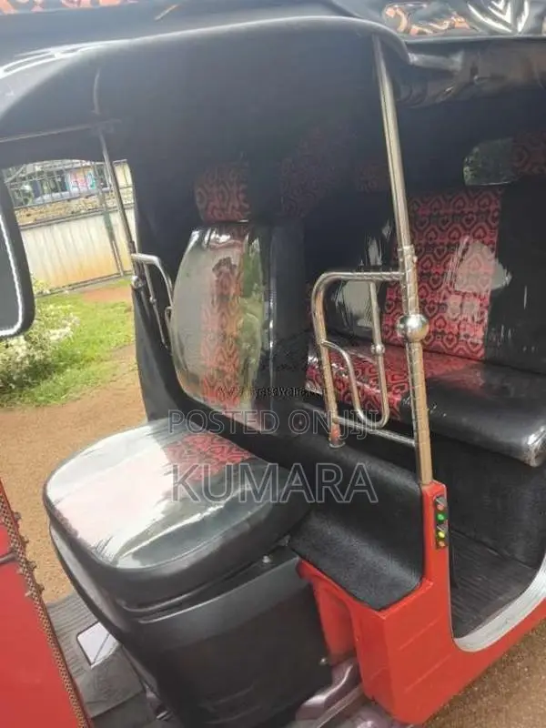 Bajaj RE 205 2015 Three Wheel (Used)