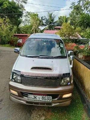 Toyota NOAH 2004 Van (Used)