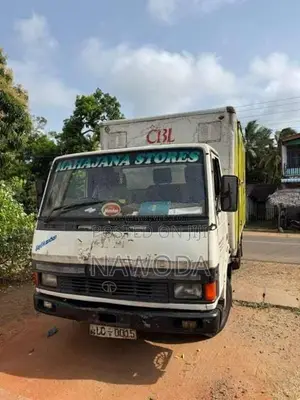 Tata 709 2010 Lorry (Used)