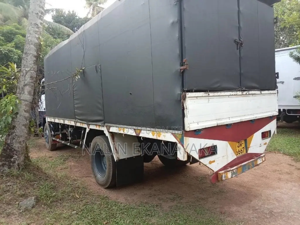 Tata 1109 2005 Lorry (Used)