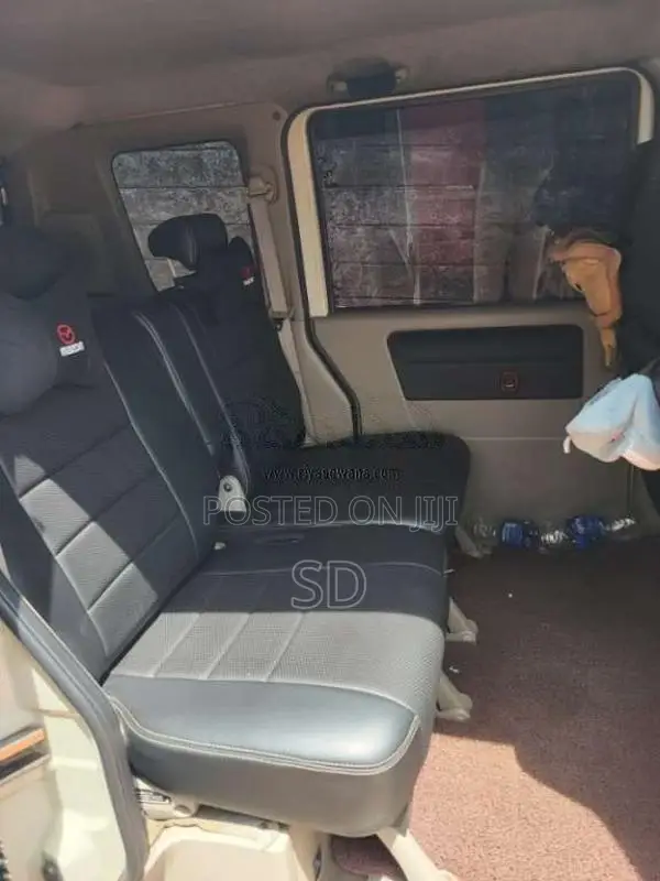Mazda Scrum 2014 Van (Used)