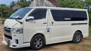 Toyota KDH 2005 Van (Used)