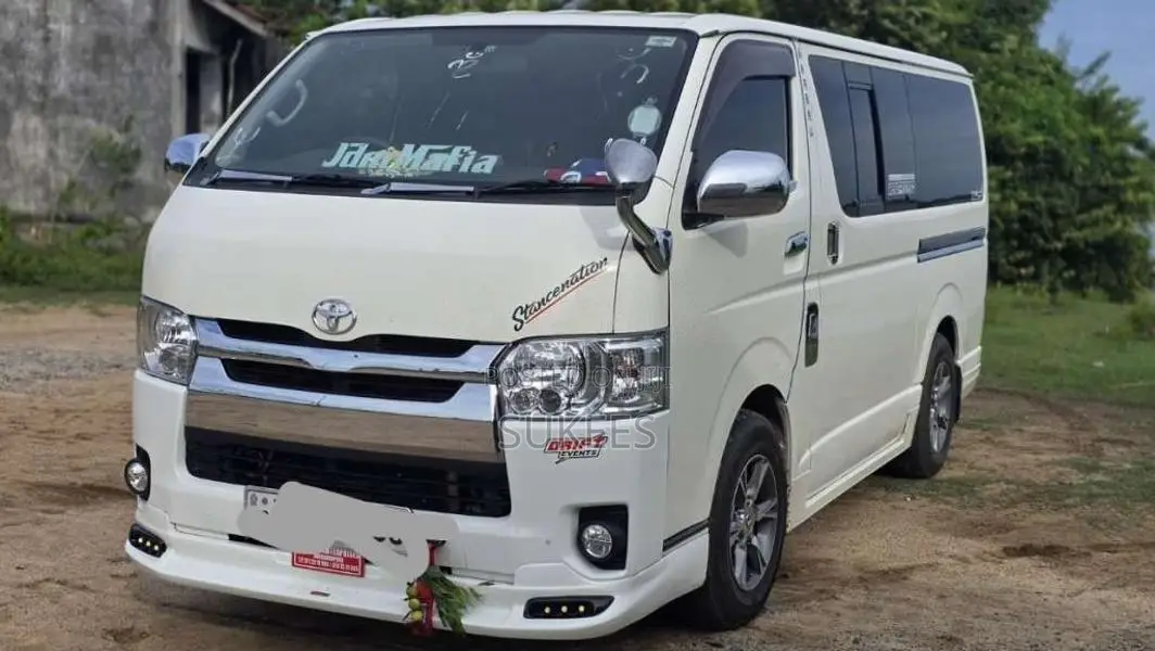 Toyota KDH 2005 Van (Used)