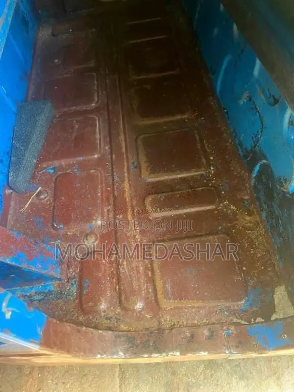 Bajaj 4 Stroke 2009 Three Wheel (Used)