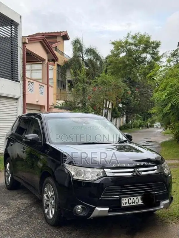 Mitsubishi Outlander 2014 SUV (Used)