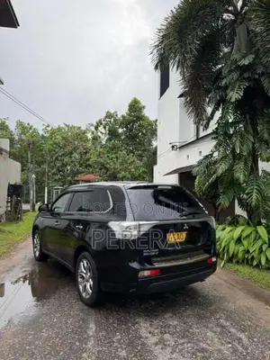 Mitsubishi Outlander 2014 SUV (Used)